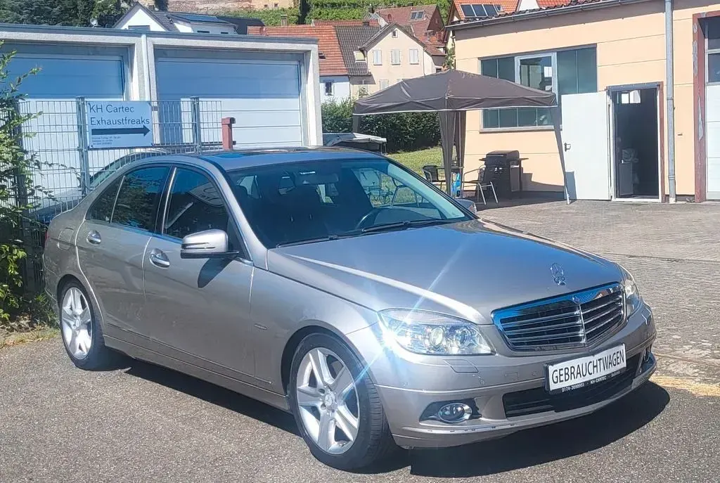 Gebraucht Mercedes C350 272 PS (200 kW) 2009 Silber Limousine