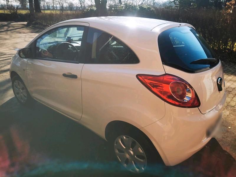 Second-hand Ford Ka 69 CP (50 kW) 2014 Alb Hatchback