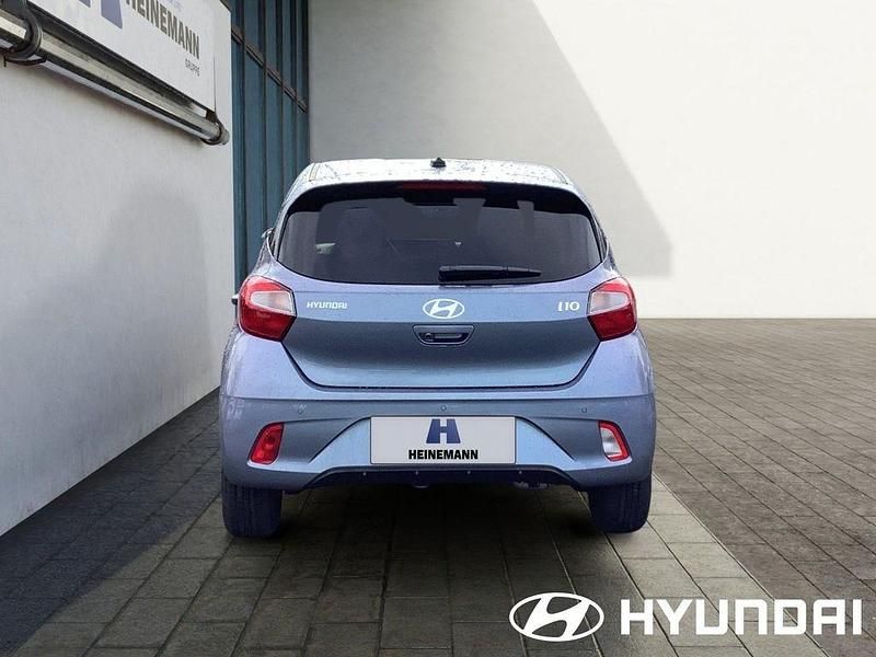 Neu Hyundai i10 Premium 79 PS (58 kW) 2025 Schwarz Kleinwagen