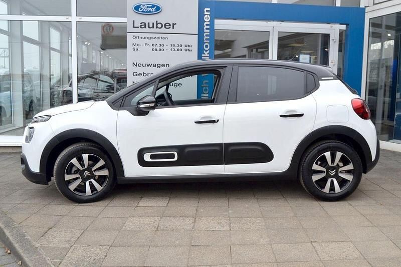 Gebraucht Citroën C3 Shine 82 PS (60 kW) 2023 Polarweiss Kleinwagen