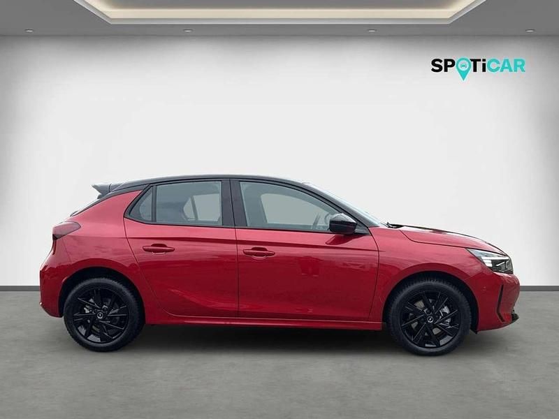 Gebraucht Opel Corsa 101 PS (74 kW) 2024 Kardio rot metallic Kleinwagen