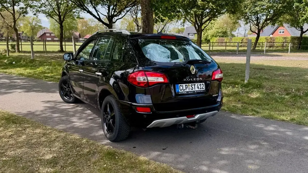Używany Renault Koleos 172 KM (126 kW) 2008 Czarny SUV