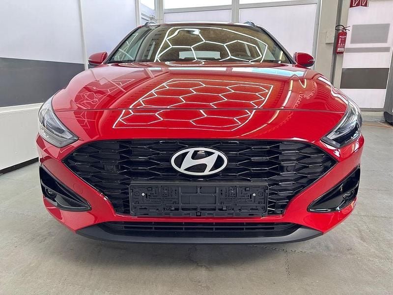 Engine red jhr Neu 2025 Hyundai i30 Style Kombi | 19.990 € (Guter Preis) - Bild 1/4