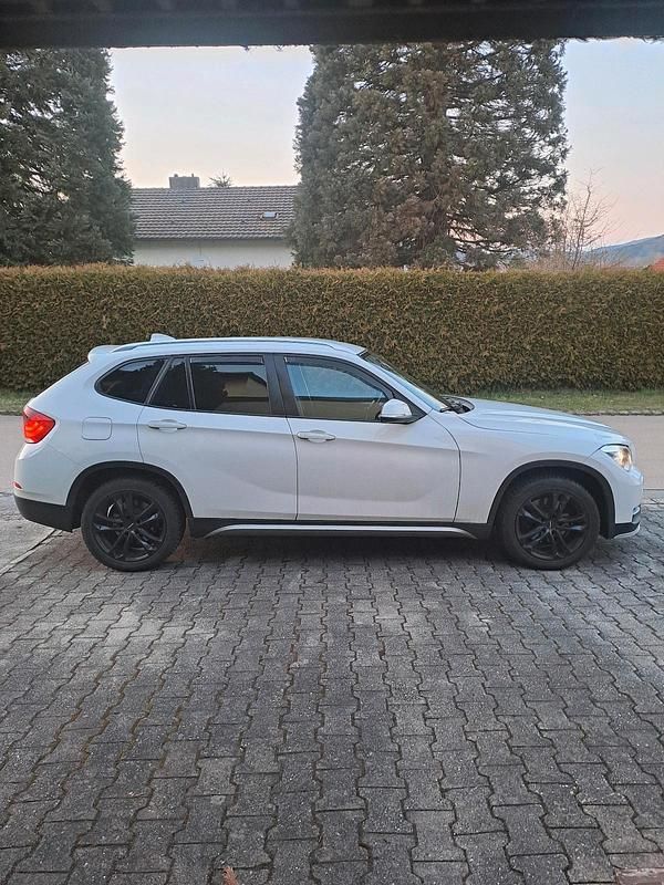 Gebraucht BMW X1 184 PS (135 kW) 2014 Weiß SUV