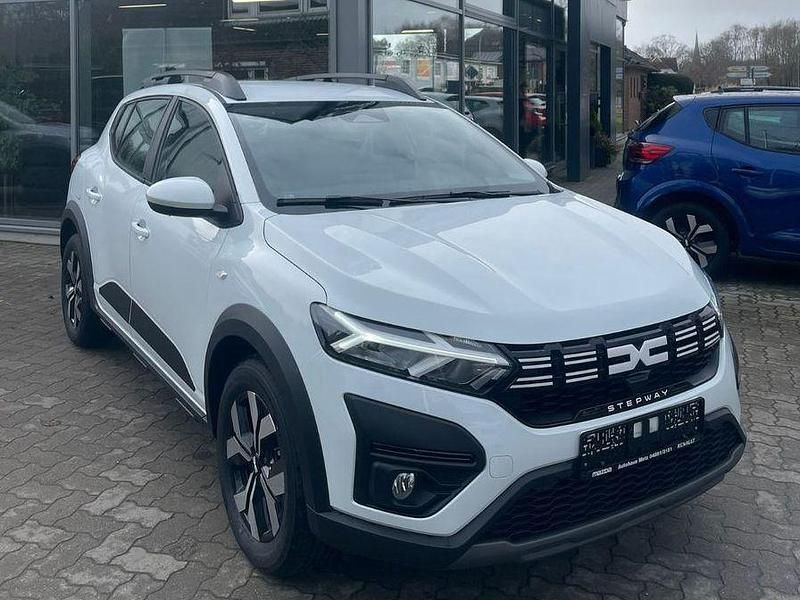 Gebraucht Dacia Sandero Expression 91 PS (66 kW) 2025 Weiß SUV