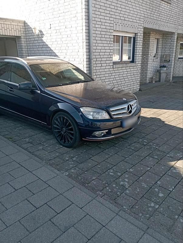 Gebraucht Mercedes C220 170 PS (125 kW) 2009 Blau Kombi