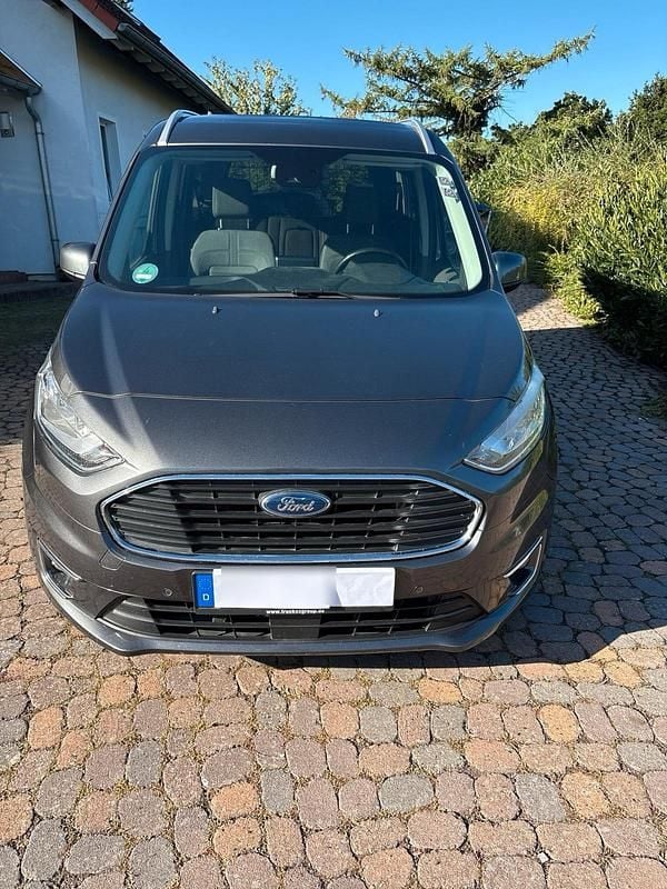 Grau Gebraucht 2020 Ford Tourneo Connect Titanium Van / Kleinbus | 16.500 € (Superpreis) - Bild 1/4