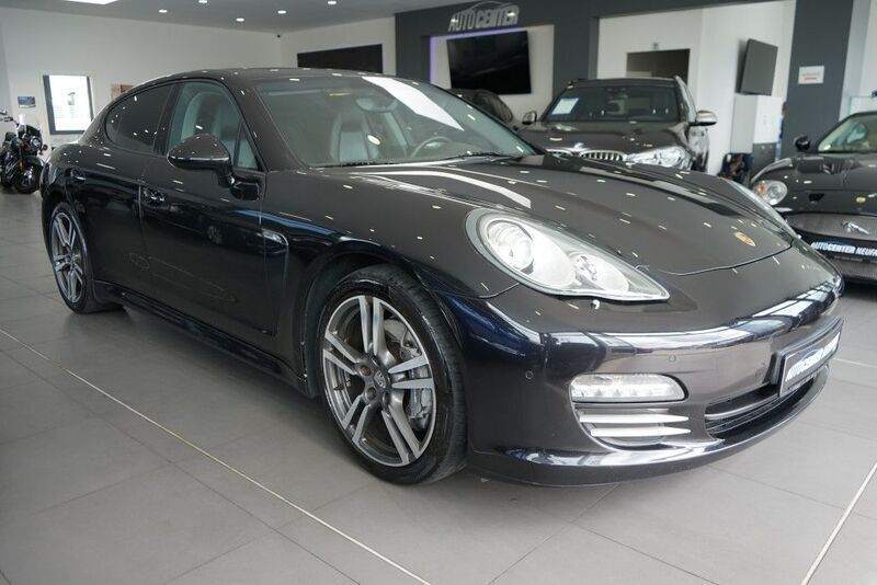 Basaltschwarzmetallic Gebraucht 2012 Porsche Panamera Limousine | 32.980 € - Bild 1/4