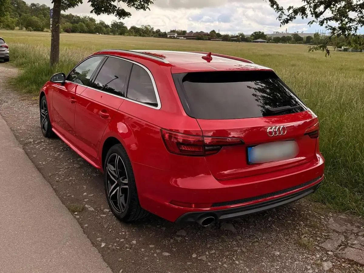 Gebraucht Audi A4 Sport 190 PS (139 kW) 2016 Rot Kombi