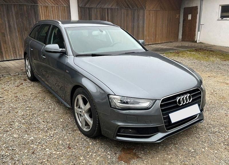 Grau Gebraucht 2015 Audi A4 Ambition Kombi | 13.590 € (Fairer Preis) - Bild 1/4