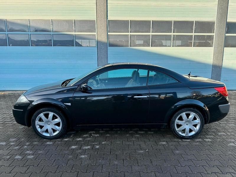 Schwarz Gebraucht 2009 Renault Mégane Cabriolet Cabrio | 2.690 € (Fairer Preis) - Bild 1/4