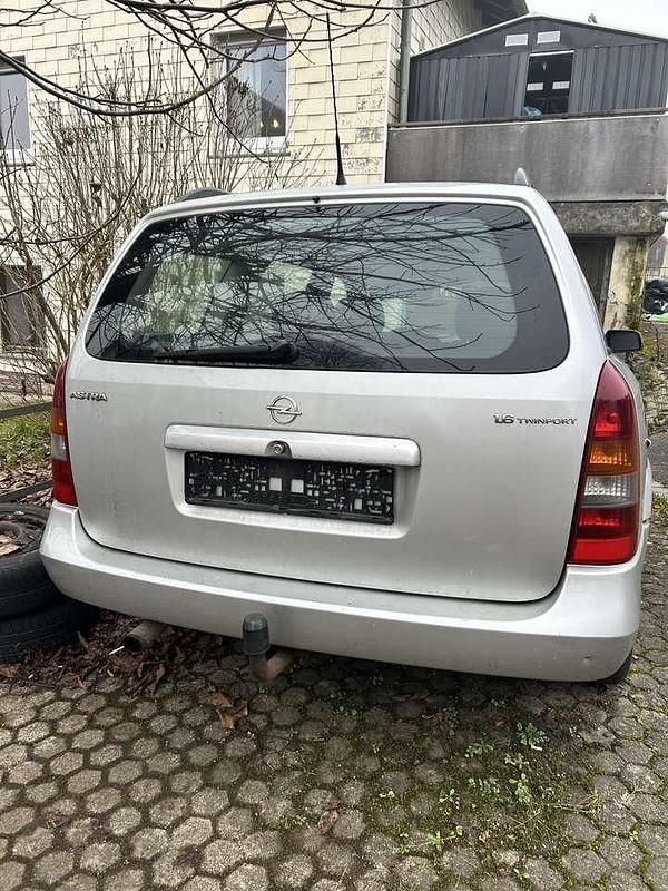 Gebraucht Opel Astra 103 PS (75 kW) 2004 Silber Kombi