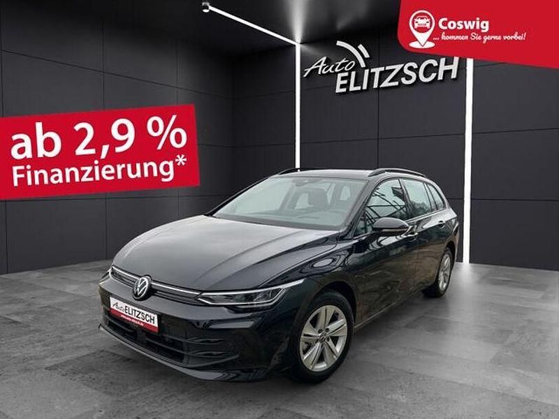 Grenadillschwarz metallic Gebraucht 2024 VW Golf VIII Life Kombi | 28.680 € (Fairer Preis) - Bild 1/4