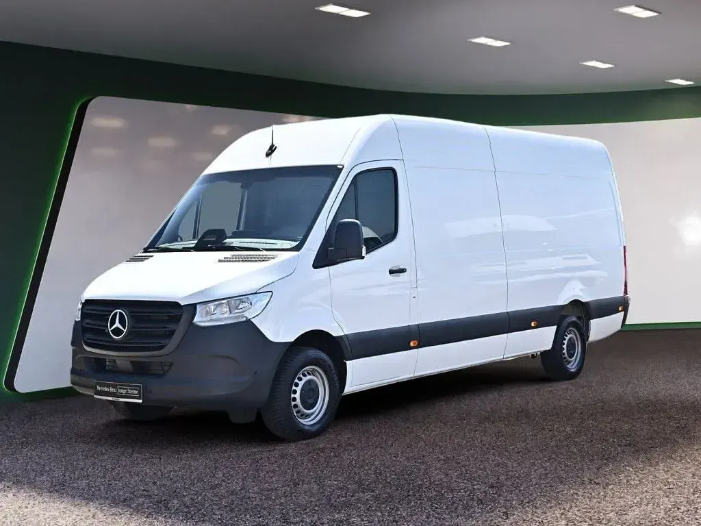 Gebraucht Mercedes Sprinter 170 PS (125 kW) 2025 Weiss / arktikweiss Van