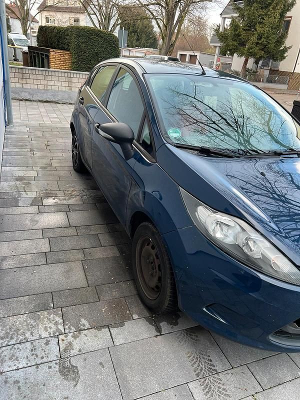 Gebraucht Ford Fiesta 61 PS (44 kW) 2009 Blau Kleinwagen