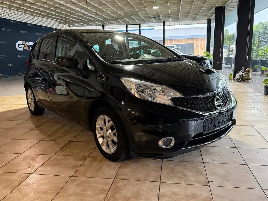 Gebraucht Nissan Note Acenta+ 80 PS (58 kW) 2015 Schwarz Kleinwagen