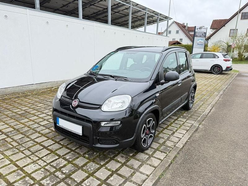 Gebraucht Fiat Panda 69 PS (50 kW) 2022 Schwarz Kleinwagen