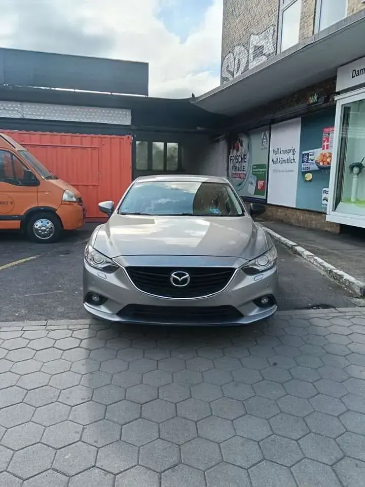 Używany Mazda 6 175 KM (128 kW) 2014 Szary Sedan/Limuzyna