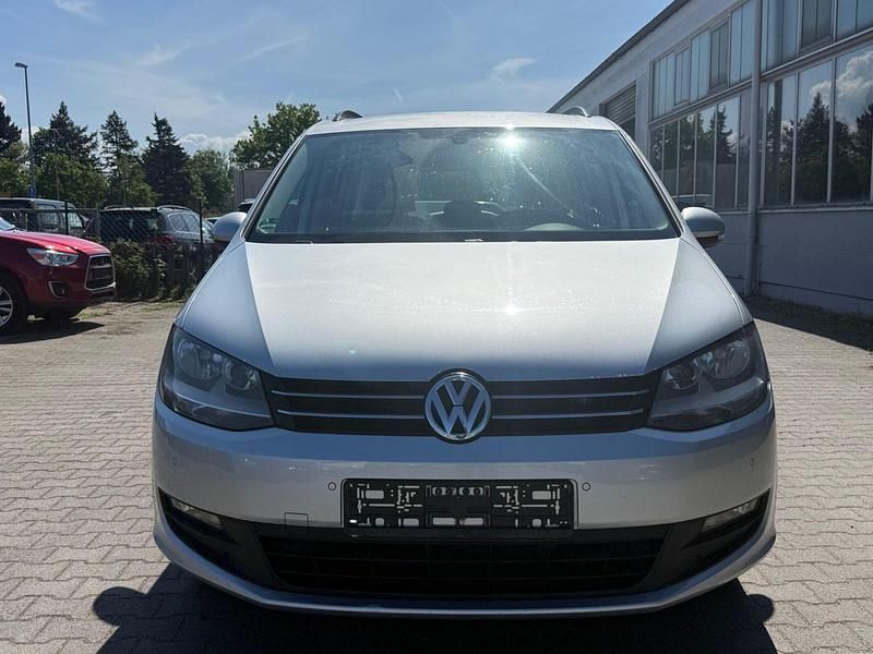 Gebraucht VW Sharan Trendline 150 PS (110 kW) 2010 Silber Van / Kleinbus
