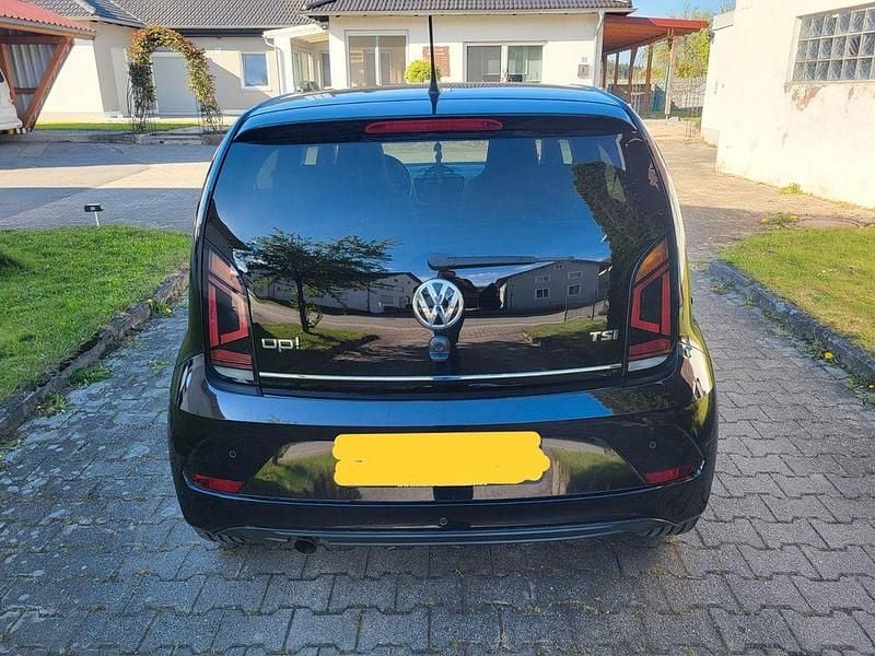 Usata VW up! 90 CV (66 kW) 2017 Nero Utilitaria