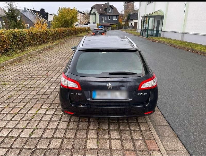 Gebraucht Peugeot 508 Business-Line 163 PS (119 kW) 2014 Kombi