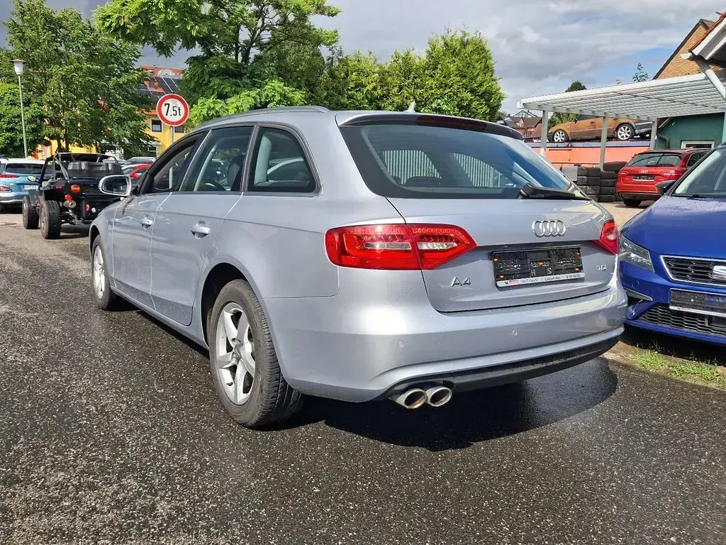 Gebraucht Audi A4 Ambiente 150 PS (110 kW) 2014 Silber Kombi