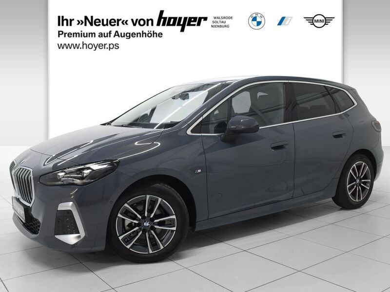 Sparkling kupfergrau metallic Neu 2024 BMW 220 M Sport Van / Kleinbus | 42.990 € (Fairer Preis) - Bild 1/4