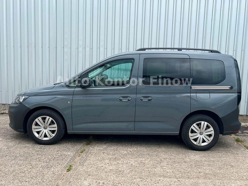 Gebraucht VW Caddy Basis 114 PS (83 kW) 2023 Pure grey Van / Kleinbus