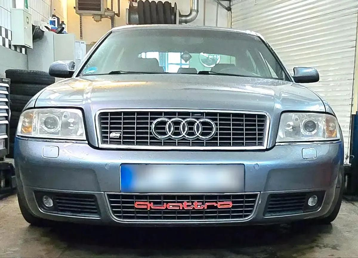 Gebraucht Audi S6 340 PS (250 kW) 2001 Grau Limousine
