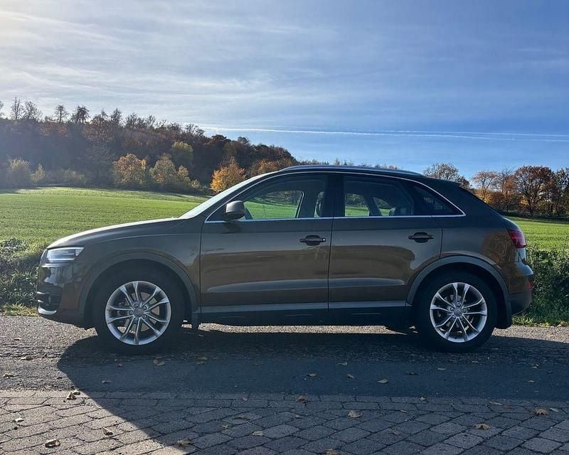 Gebraucht Audi Q3 Ambiente 177 PS (130 kW) 2011 Braun SUV