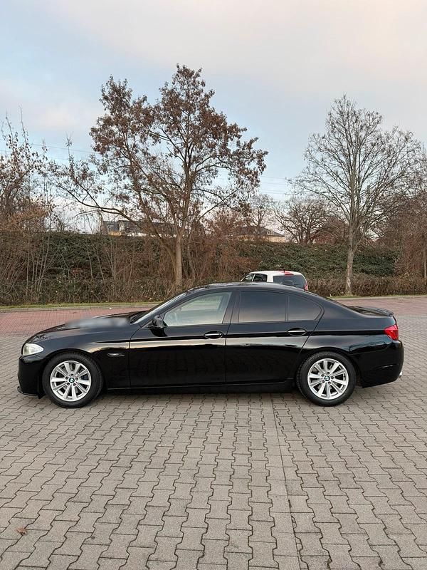 Gebraucht BMW 525 Shadowline 218 PS (160 kW) 2013 Schwarz Limousine