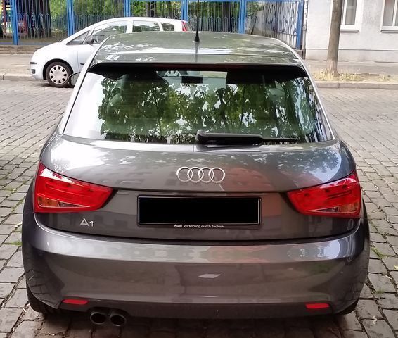 Gebraucht Audi A1 122 PS (89 kW) 2011 Grau Kleinwagen