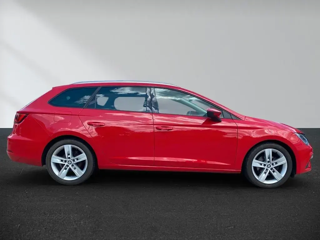 Gebraucht Seat Leon ST FR 131 PS (96 kW) 2019 Rot Kombi