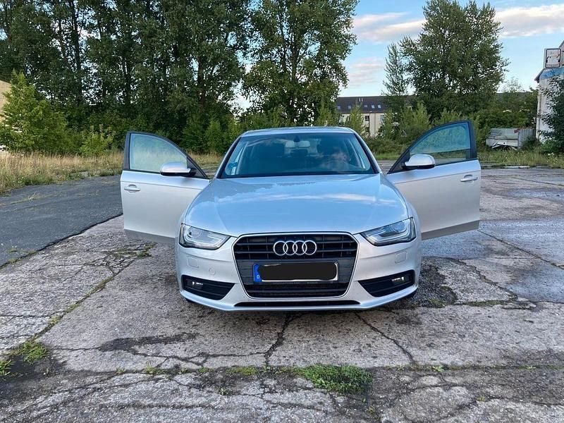 Gebraucht Audi A4 Ambition 170 PS (125 kW) 2013 Silber Limousine