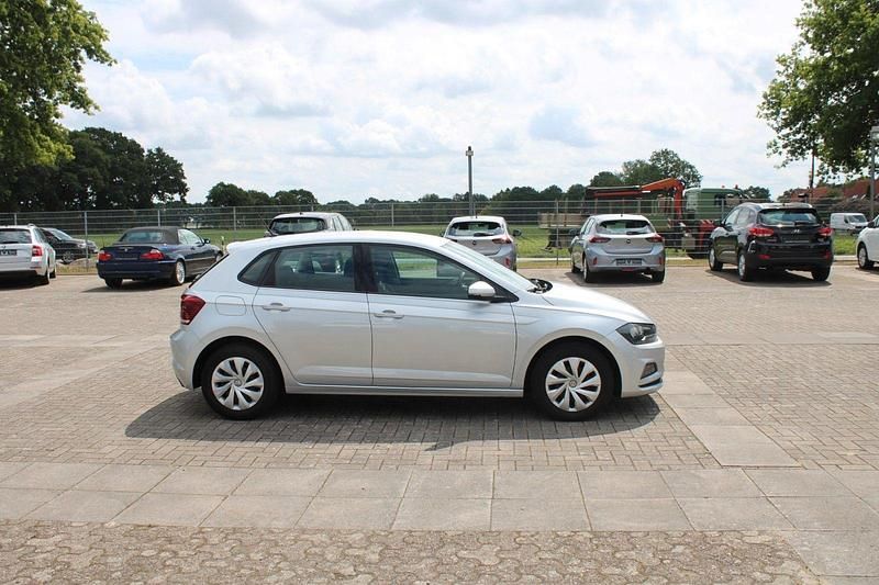 Gebraucht VW Polo Comfortline 80 PS (58 kW) 2020 Silber Limousine