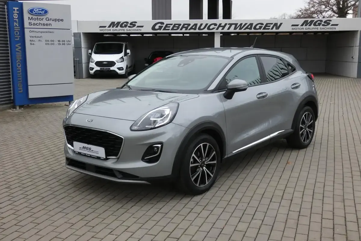 Gebraucht Ford Puma Titanium 125 PS (91 kW) 2021 Solarsilber SUV