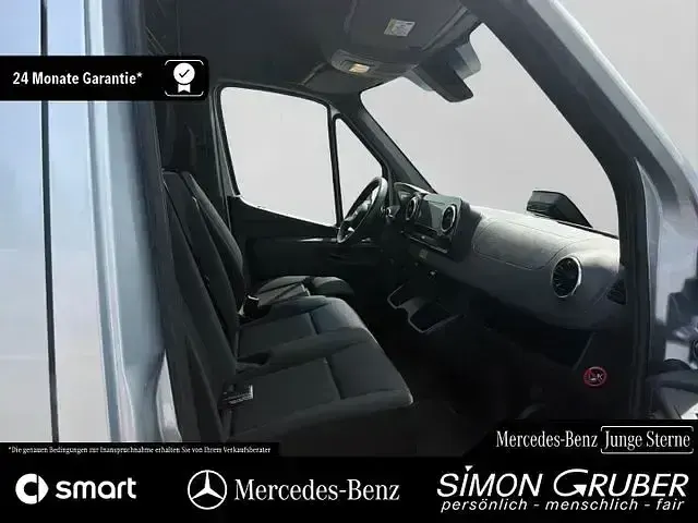 Gebraucht Mercedes Sprinter 170 PS (125 kW) 2025 Hightechsilber Van