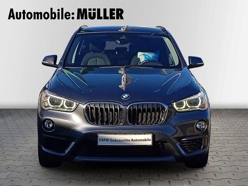 Gebraucht BMW X1 Advantage 136 PS (100 kW) 2016 Grau SUV