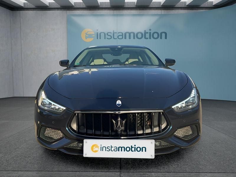 Gebraucht Maserati Ghibli 430 PS (316 kW) 2023 Blau Limousine