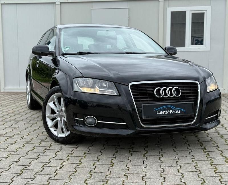 Schwarz Gebraucht 2011 Audi A3 Sportback Ambition Limousine | 3.990 € (Fairer Preis) - Bild 1/4