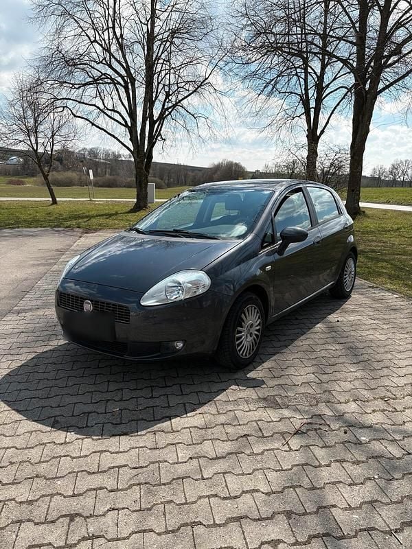 Gebraucht Fiat Grande Punto Dynamic 77 PS (56 kW) 2007 Schwarz Kleinwagen