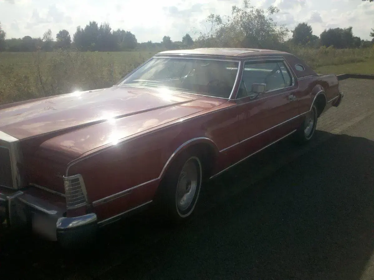 Gebraucht Lincoln Continental 204 PS (150 kW) 1976 Rot Coupé
