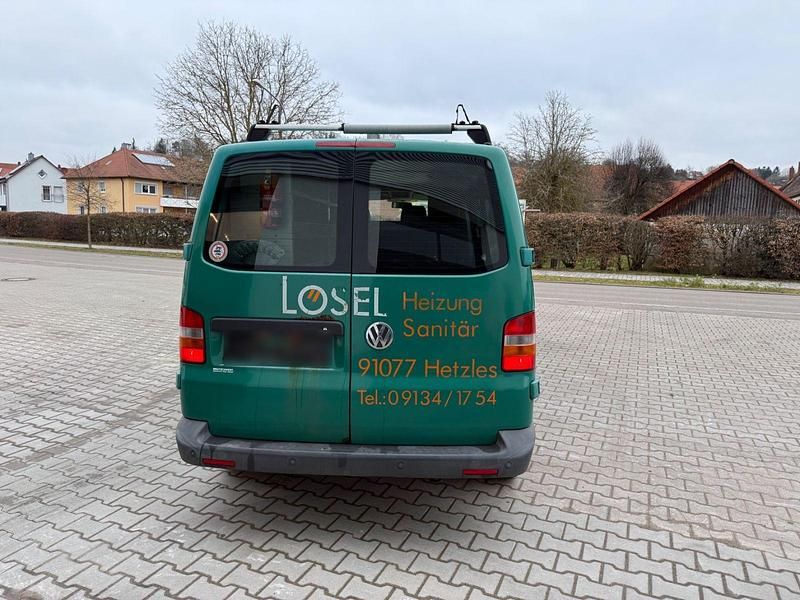 Usata VW Transporter 131 CV (96 kW) 2007 Verde Furgone