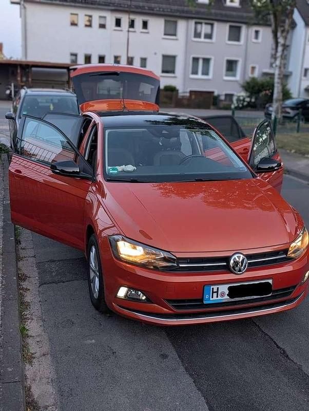 Orange Gebraucht 2020 VW Polo Highline Limousine | 16.500 € (Fairer Preis) - Bild 1/4