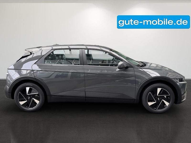 Neu Hyundai Ioniq 167 kW (228 PS) 2026 Ecotronic grey / mic Kleinwagen