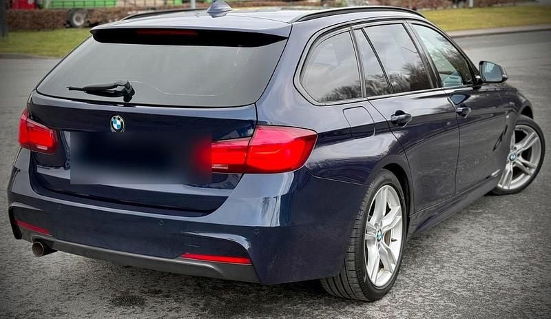 Gebraucht BMW 318 M Sport 136 PS (100 kW) 2018 Blau Kombi