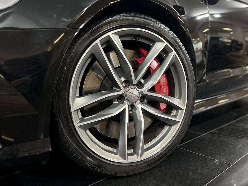 Używany Audi S6 Ambiente 450 KM (330 kW) 2017 Czarny Sedan/Limuzyna