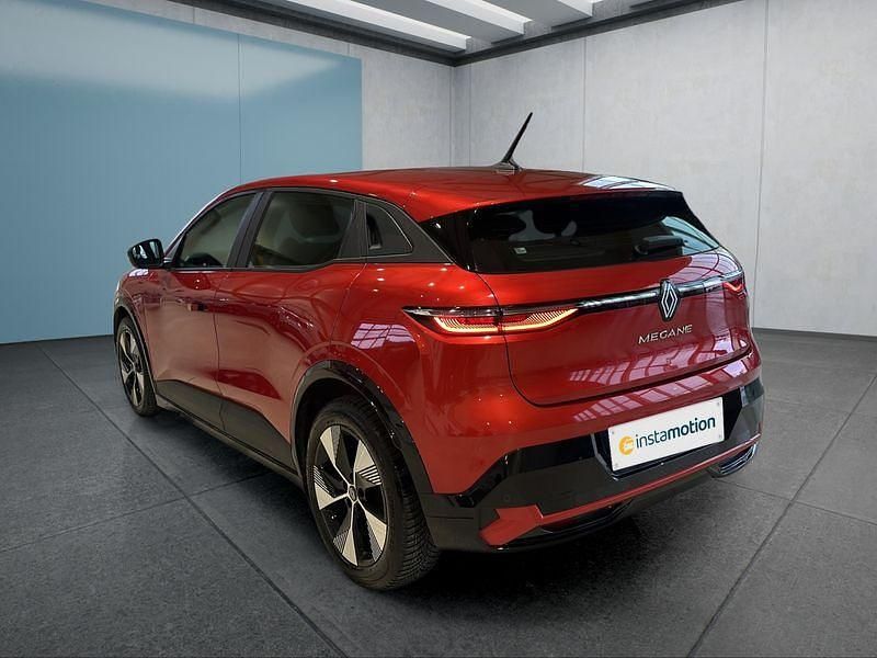 Gebraucht Renault Mégane Equilibre 96 kW (131 PS) 2022 Rot Limousine