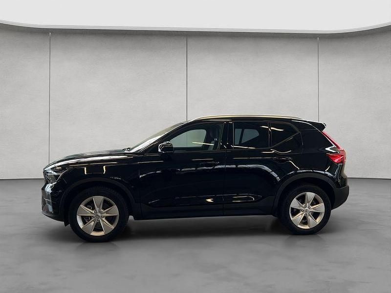 Gebraucht Volvo XC40 Core 163 PS (119 kW) 2024 Schwarz SUV
