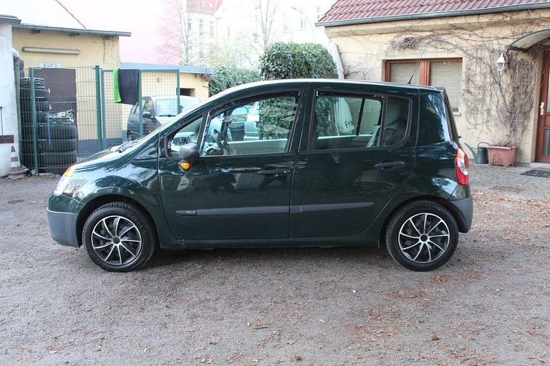 Gebraucht Renault Modus Authentique 65 PS (47 kW) 2005 Grün Van / Kleinbus